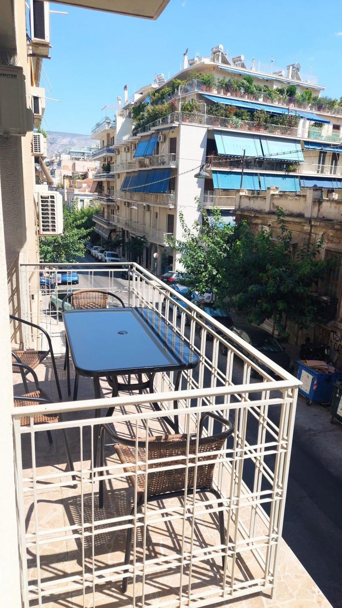 Comfortable Apartment In Acropolis Atene Esterno foto